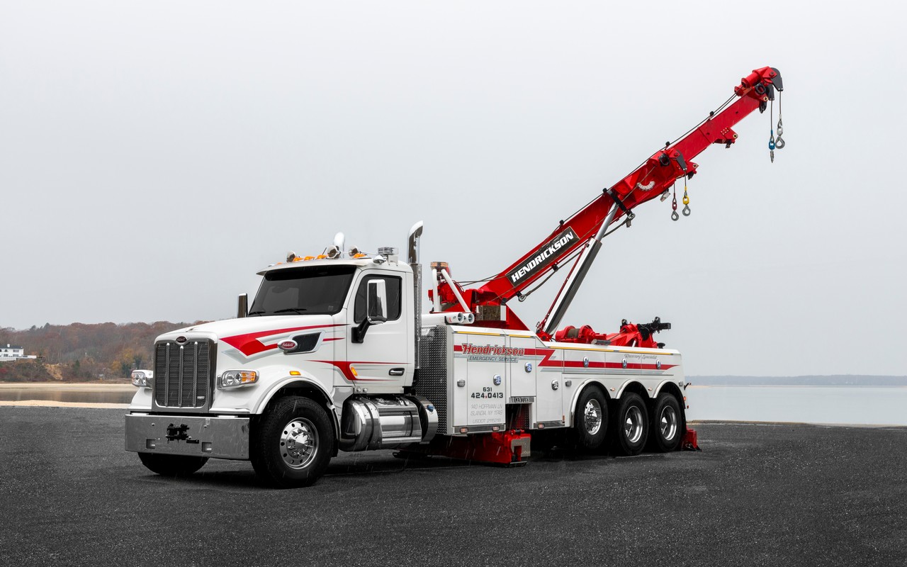 Heavy Duty Towing In Medford New York | Hendrickson Towing