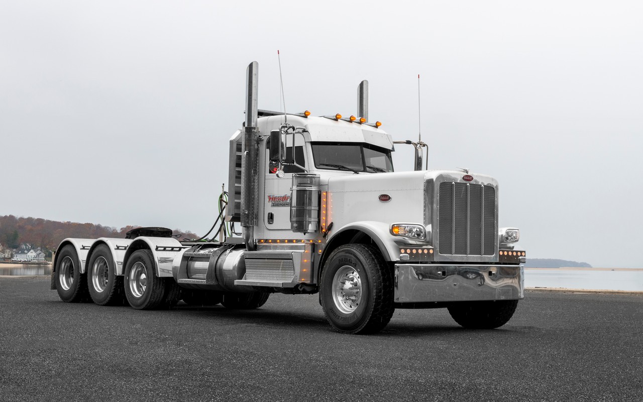 Truck Towing In Medford New York | Hendrickson Towing