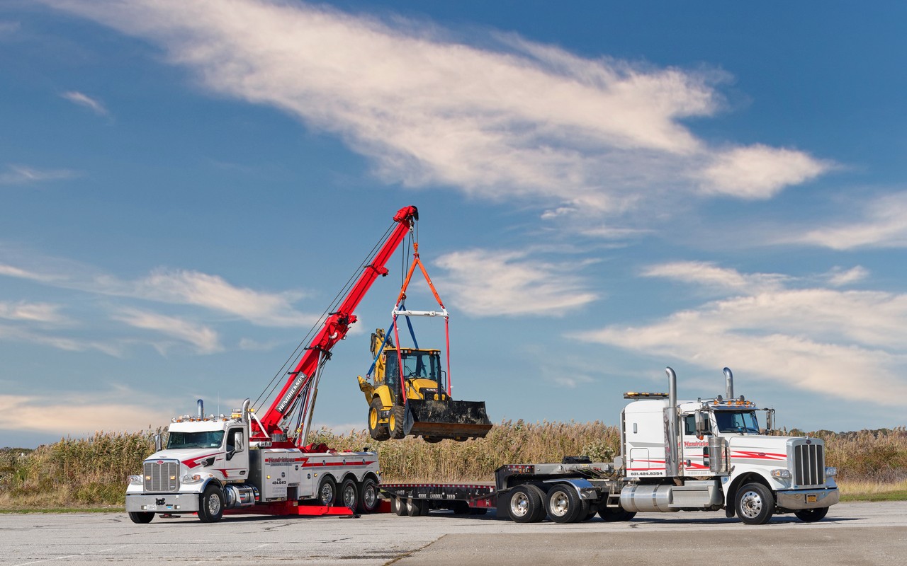 Truck Towing In Dix Hills New York | Hendrickson Towing